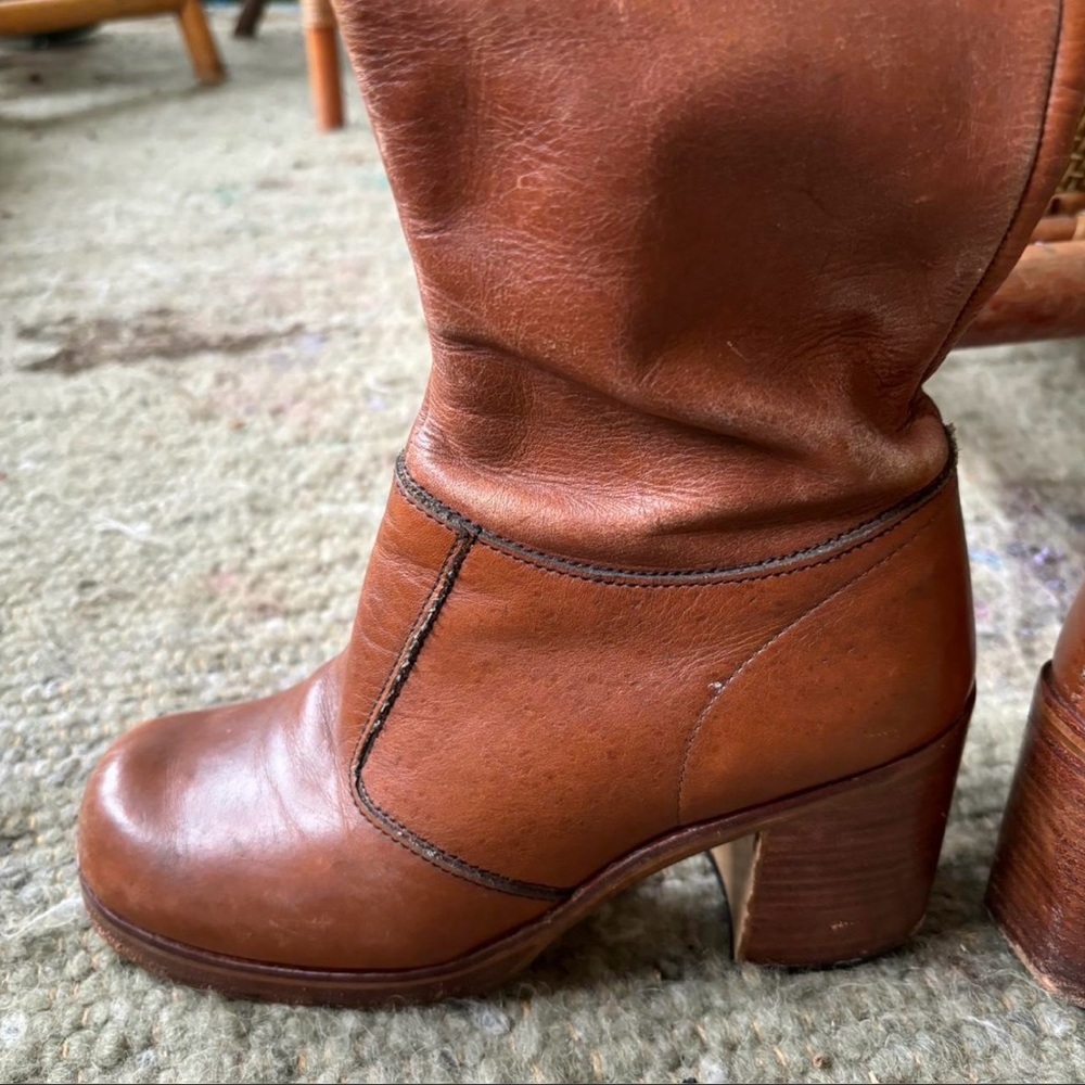 Vintage leather knee height brown boots - Picture 3 of 6